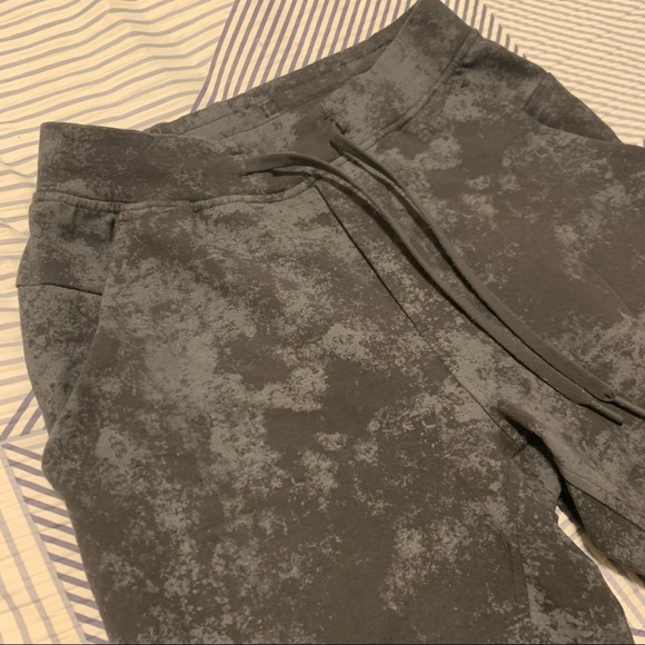 Lululemon City Sweat Jogger - Picture 10 of 11